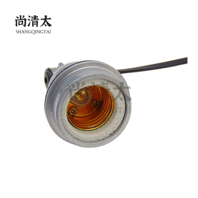 Tee Ceramic Lamp Holders With Wires And Switches