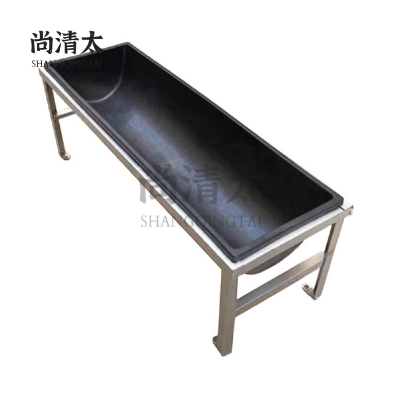 Plastic Sheep Feeder