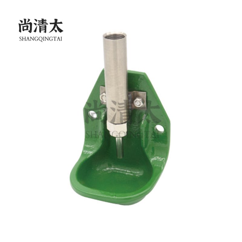 0.07L Cast Iron Bowl Green Spray Plastic Sheep Drinking Bowl