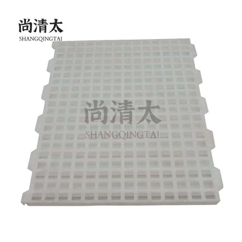 Plastic Slat Floor For Breeding Chickens 600x500x40mm holes 20x24mm 1.15kg